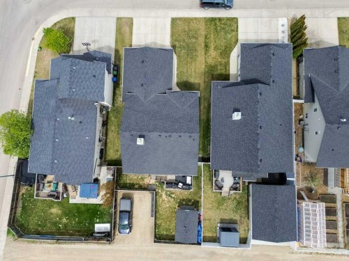 179 Issard Close, Red Deer, AB - Outdoor