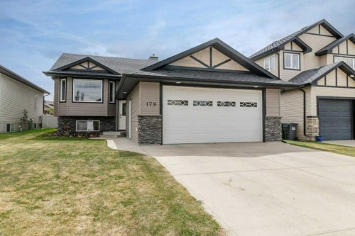 179 Issard Close, Red Deer, AB - Outdoor With Facade