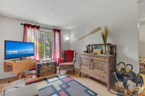 64 Sylvan Drive, Sylvan Lake, AB - Indoor