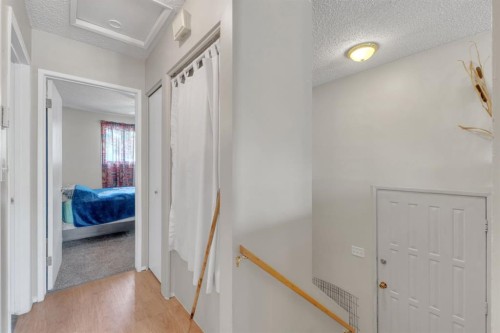 64 Sylvan Drive, Sylvan Lake, AB - Indoor Photo Showing Other Room
