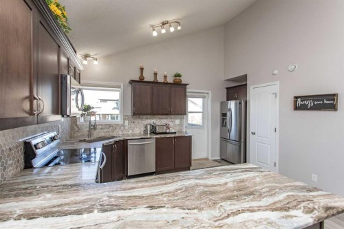 242 Viscount Drive, Red Deer, AB - Indoor Photo Showing Kitchen With Stainless Steel Kitchen