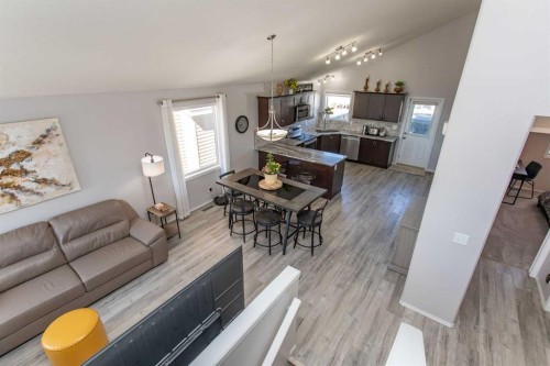 242 Viscount Drive, Red Deer, AB - Indoor Photo Showing Living Room