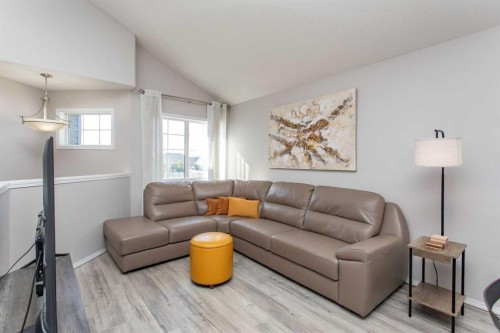 242 Viscount Drive, Red Deer, AB - Indoor Photo Showing Living Room