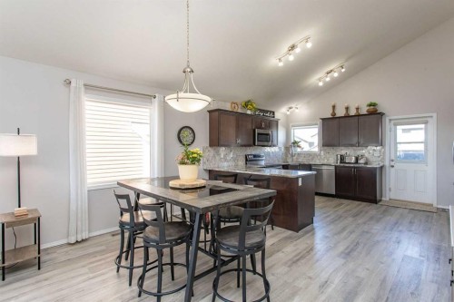 242 Viscount Drive, Red Deer, AB - Indoor Photo Showing Dining Room