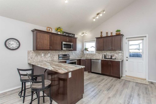 242 Viscount Drive, Red Deer, AB - Indoor Photo Showing Kitchen With Stainless Steel Kitchen