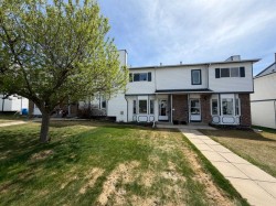 25 Ellenwood Drive Red Deer, AB T4R 2E1