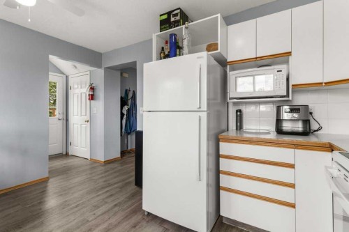 1816 26 Avenue, Delburne, AB - Indoor Photo Showing Kitchen