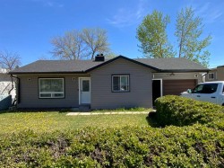 422 Arena Avenue Trochu, AB T0M 2C0