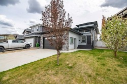 9 Carlyle Green  Red Deer, AB T4P 0T6