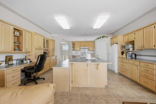 54 Lord Close, Red Deer, AB - Indoor Photo Showing Kitchen