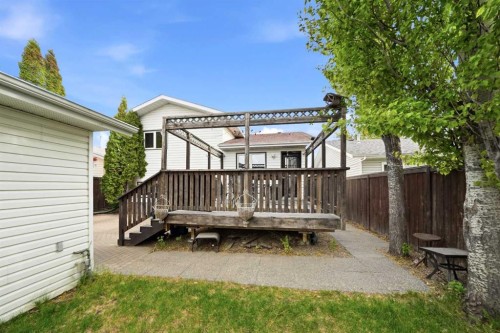 76 Dixon Crescent, Red Deer, AB - Outdoor With Deck Patio Veranda