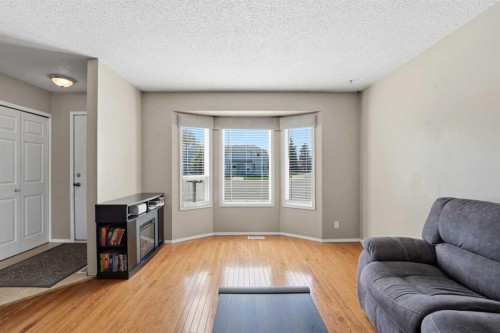 1 Greig Close, Red Deer, AB - Indoor