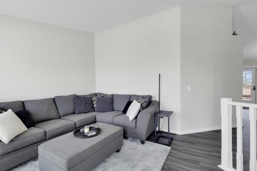68 Ireland Crescent, Red Deer, AB 