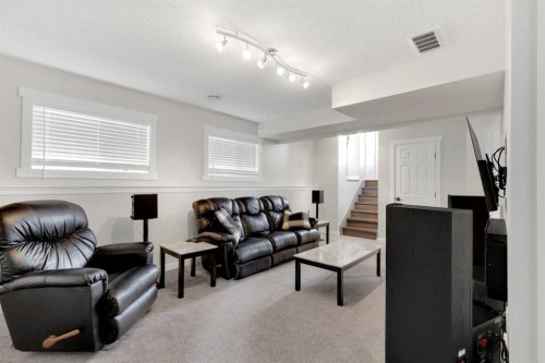 68 Ireland Crescent, Red Deer, AB 