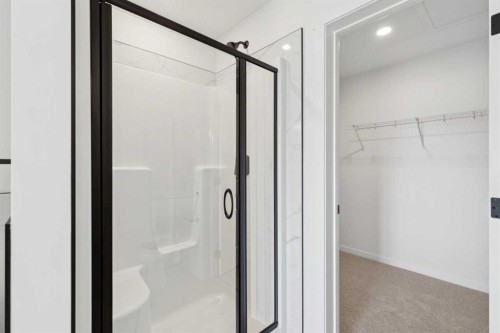 93 Bartlett Way Se, Calgary, AB - Indoor Photo Showing Bathroom