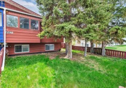 4417A 47A Avenue Sylvan Lake, AB T4S 1N4