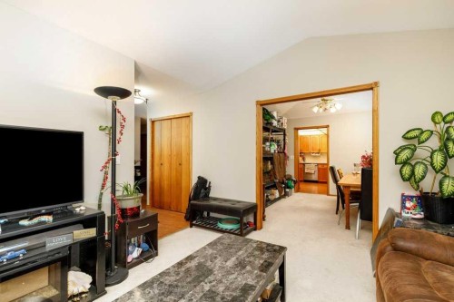 6 Densmore Crescent, Red Deer, AB - Indoor