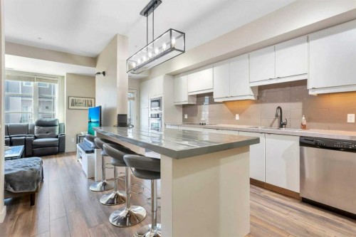 5131-2660 22 Street, Red Deer, AB - Indoor Photo Showing Kitchen