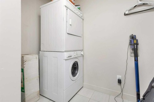 5131-2660 22 Street, Red Deer, AB - Indoor Photo Showing Laundry Room