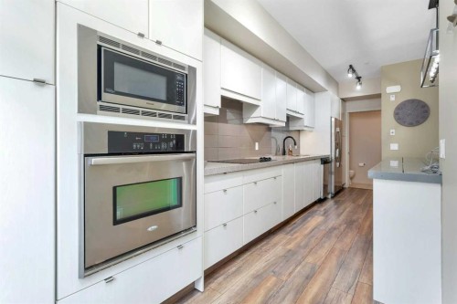 5131-2660 22 Street, Red Deer, AB - Indoor Photo Showing Kitchen With Upgraded Kitchen