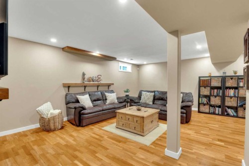 3520 44A Avenue, Red Deer, AB - Indoor Photo Showing Other Room