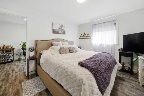 74 Ranchers Close, Lacombe, AB - Indoor Photo Showing Bedroom