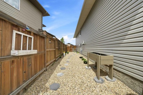 74 Ranchers Close, Lacombe, AB - Outdoor With Exterior