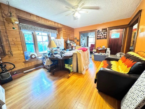 41004 Range Road 215, Rural Lacombe County, AB - Indoor