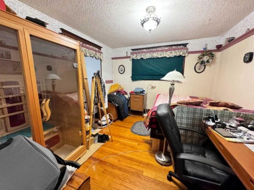 41004 Range Road 215, Rural Lacombe County, AB - Indoor