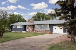 5102 56 Street Daysland, AB T0B 1A0