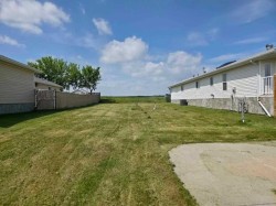 12-12 Baywood Place Sylvan Lake, AB T4S 0A7