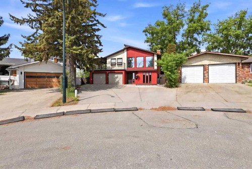 26 Gummow Close, Red Deer, AB - Outdoor
