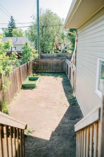5007B 46 Street, Stettler, AB - Outdoor With Exterior
