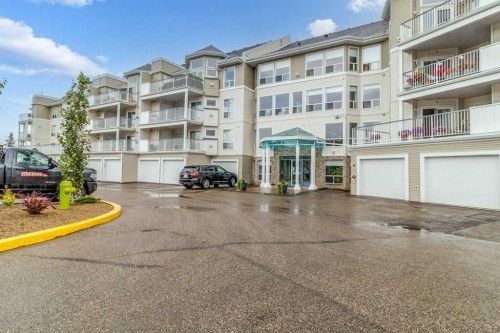 211-6118 53 Avenue  Red Deer, AB T4N 6P7