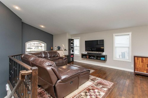 101 Coachman Way, Blackfalds, AB - Indoor Photo Showing Living Room