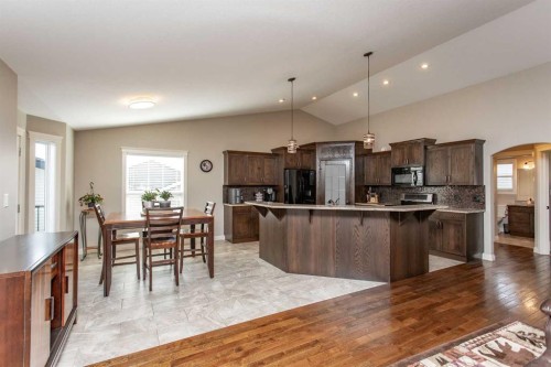 101 Coachman Way, Blackfalds, AB - Indoor Photo Showing Other Room