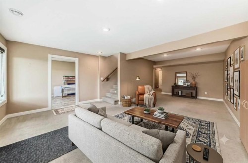 12 Beardsley Crescent, Lacombe, AB 