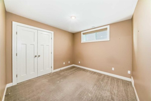 12 Beardsley Crescent, Lacombe, AB 