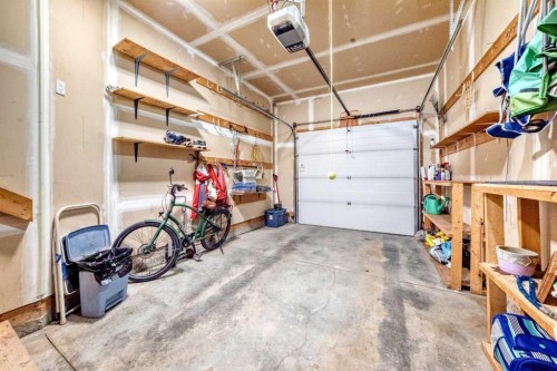 12 Beardsley Crescent, Lacombe, AB 