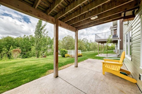 12 Beardsley Crescent, Lacombe, AB 
