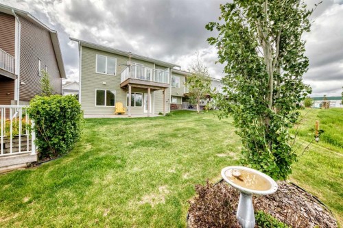 12 Beardsley Crescent, Lacombe, AB 
