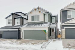 112 Amblefield Grove NW Calgary, AB T3P 2L4