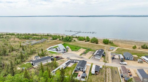 141-41310 Range Road 282, Rural Lacombe County, AB 