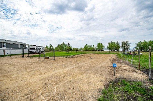 141-41310 Range Road 282, Rural Lacombe County, AB 