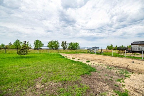 141-41310 Range Road 282, Rural Lacombe County, AB 