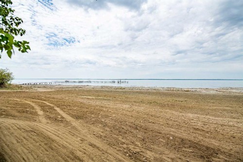 141-41310 Range Road 282, Rural Lacombe County, AB 