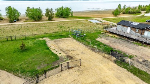 141-41310 Range Road 282, Rural Lacombe County, AB 