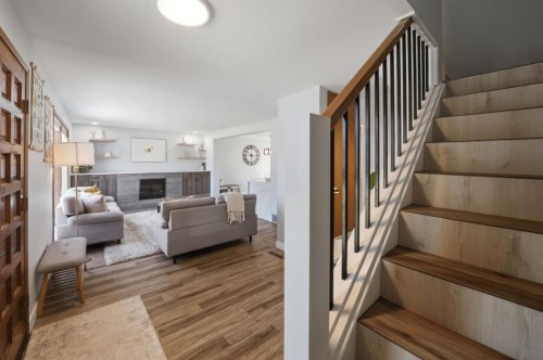 75 Hill Crescent, Red Deer, AB - Indoor