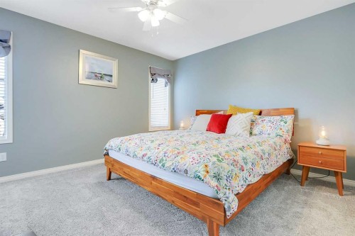 284 Vanson Close, Red Deer, AB - Indoor Photo Showing Bedroom