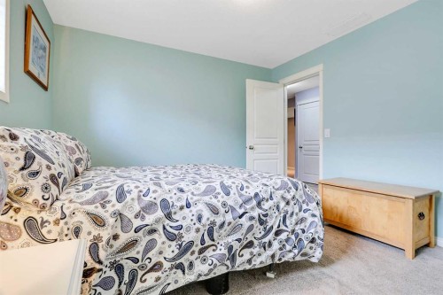 284 Vanson Close, Red Deer, AB - Indoor Photo Showing Bedroom